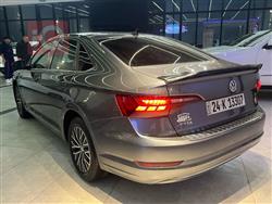 ڤۆڵکسواگن جێتا